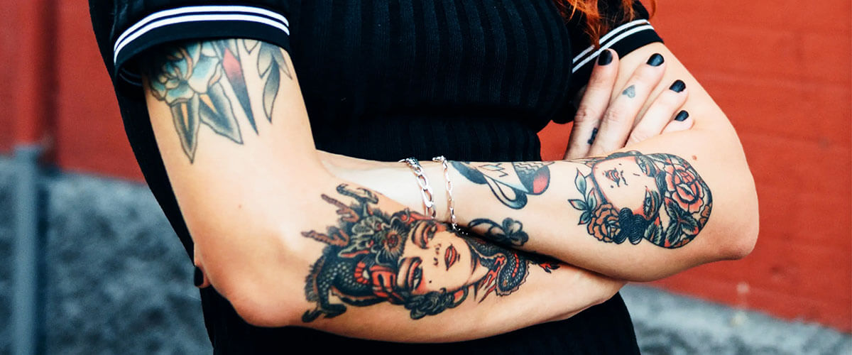 potential risks of getting a tattoo before surgery